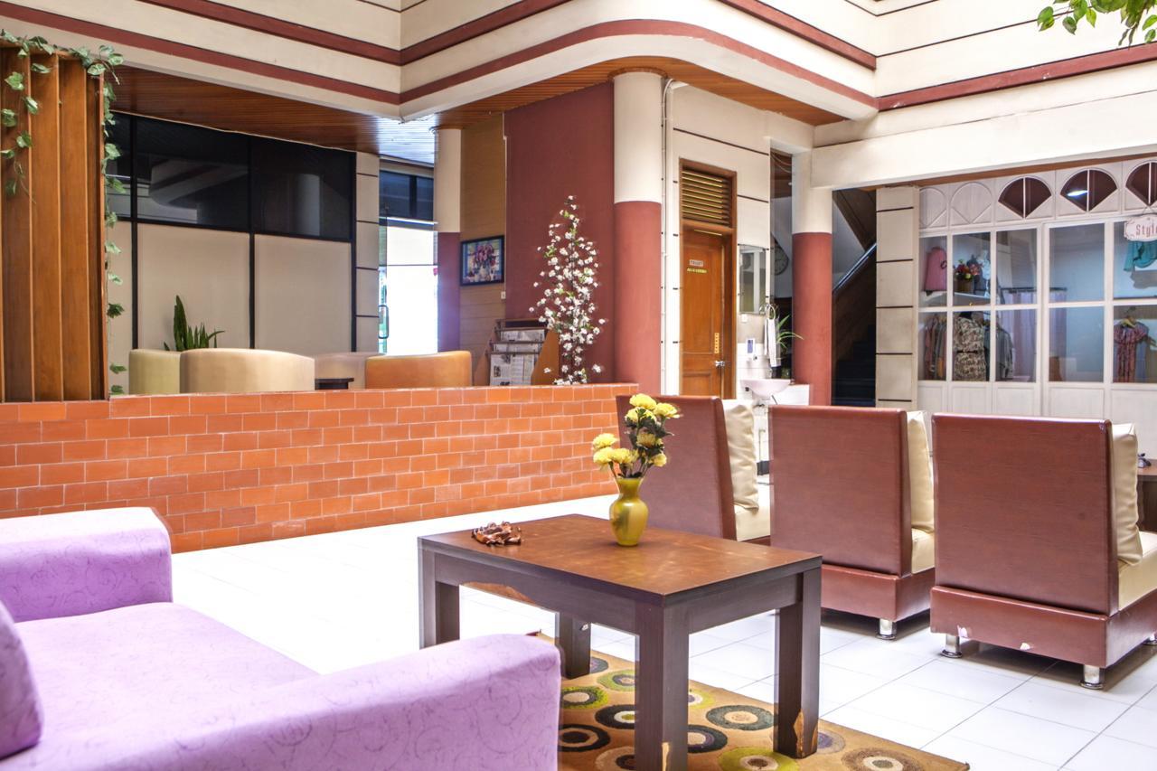 Reddoorz Plus @ Sukamulya Pasteur 2 Bandung Exterior foto